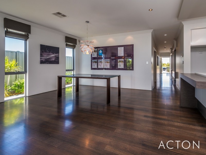 14 Hollington Boulevard, Alkimos WA 6038