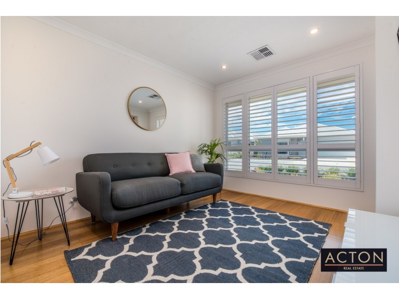 10 Tristan Way, Alkimos WA 6038