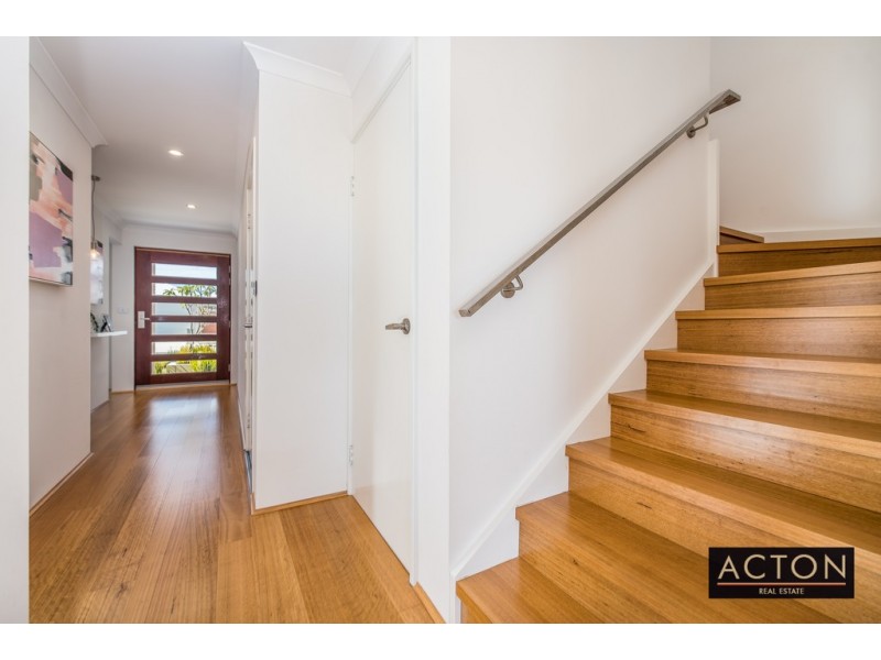 10 Tristan Way, Alkimos WA 6038