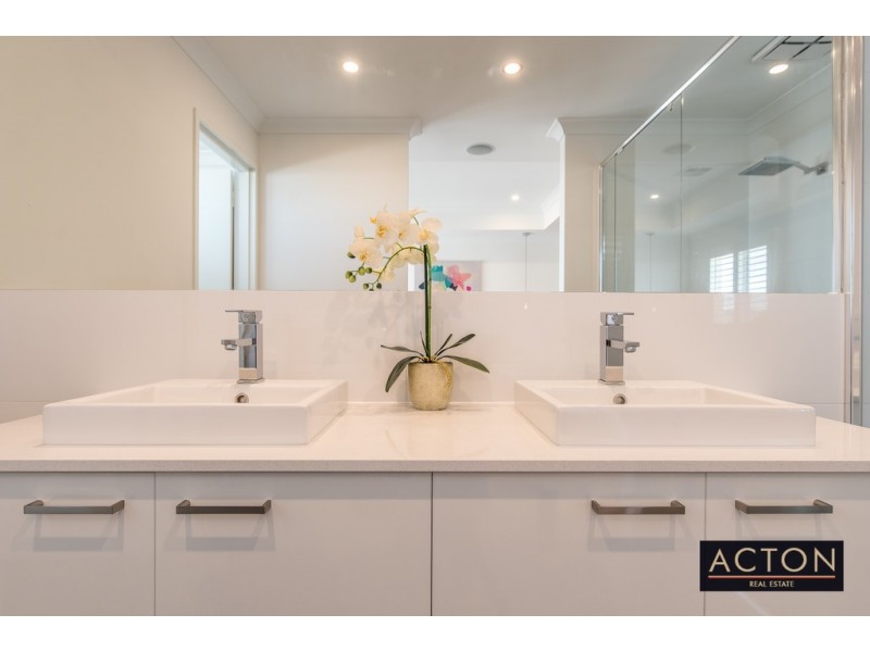 10 Tristan Way, Alkimos WA 6038