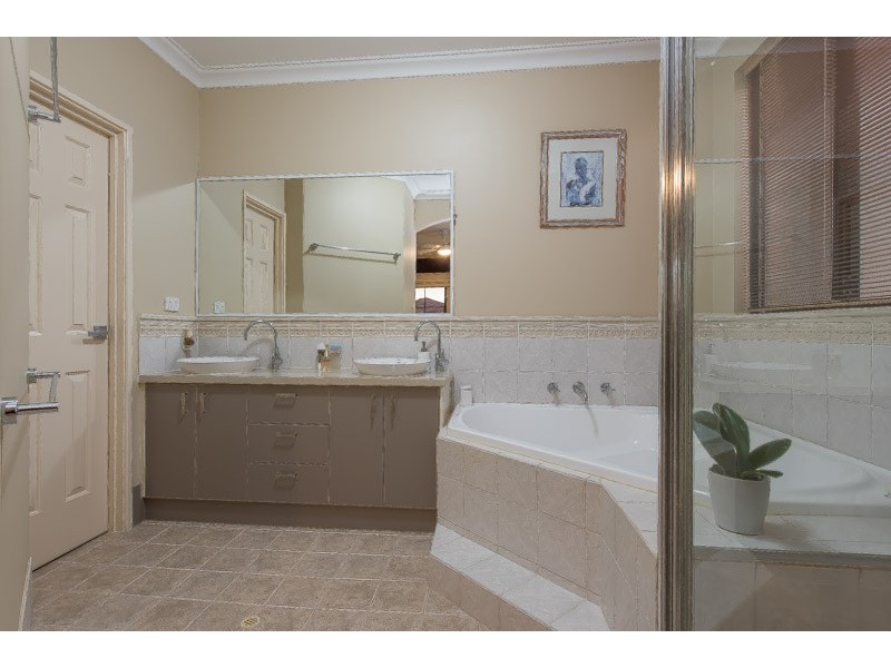 3 Lucev Place, Gwelup WA 6018