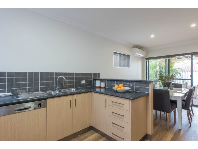 26b Thrall Street, Innaloo WA 6018