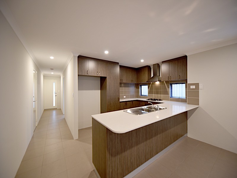 6 Celosia Road, Beeliar WA 6164