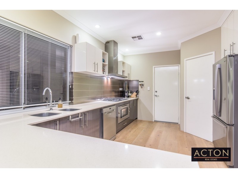 12 Altea Way, Alkimos WA 6038