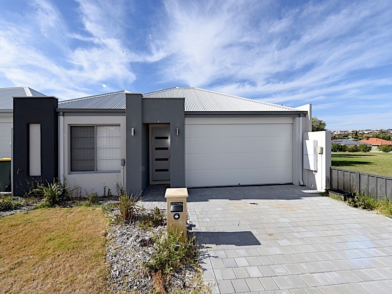 36 Dalvik Avenue, Merriwa WA 6030