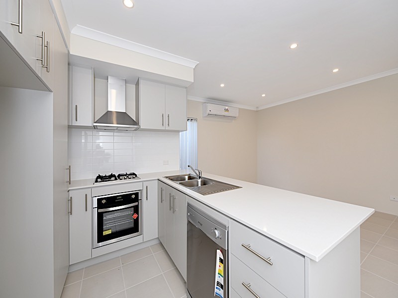 36 Dalvik Avenue, Merriwa WA 6030