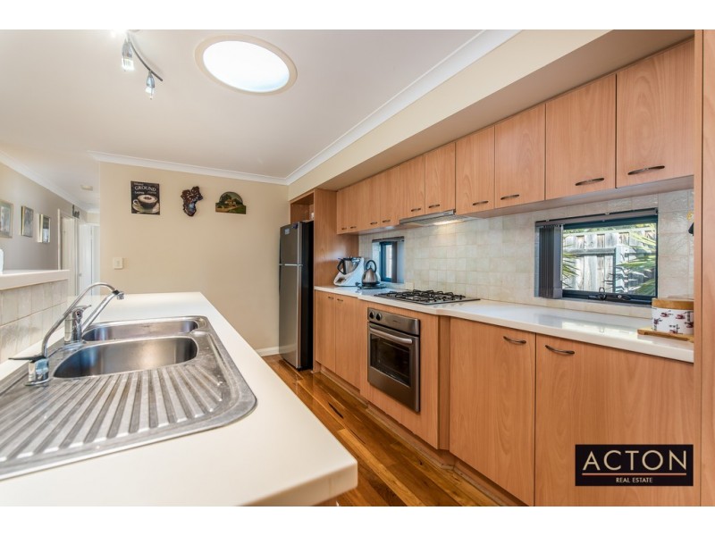 37 Dumaresq Loop, Quinns Rocks WA 6030