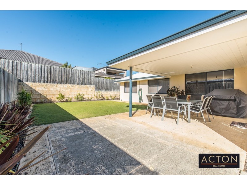 37 Dumaresq Loop, Quinns Rocks WA 6030