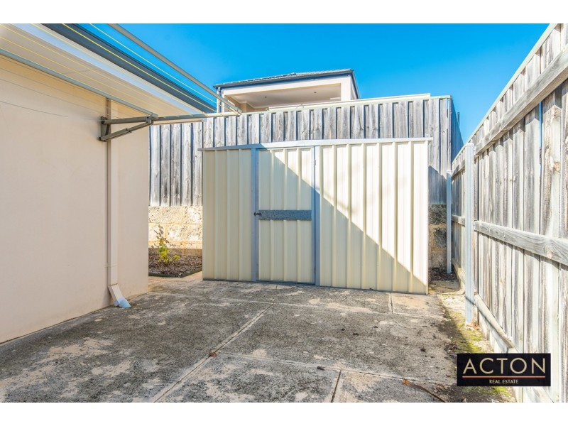 37 Dumaresq Loop, Quinns Rocks WA 6030