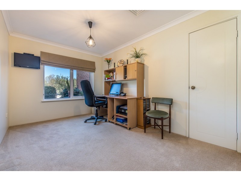 14 Brampton Avenue, Butler WA 6036