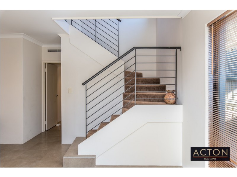 3 St Anthony Ave, Quinns Rocks WA 6030