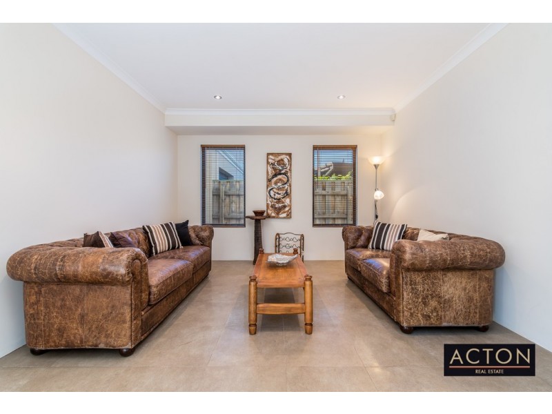 3 St Anthony Ave, Quinns Rocks WA 6030