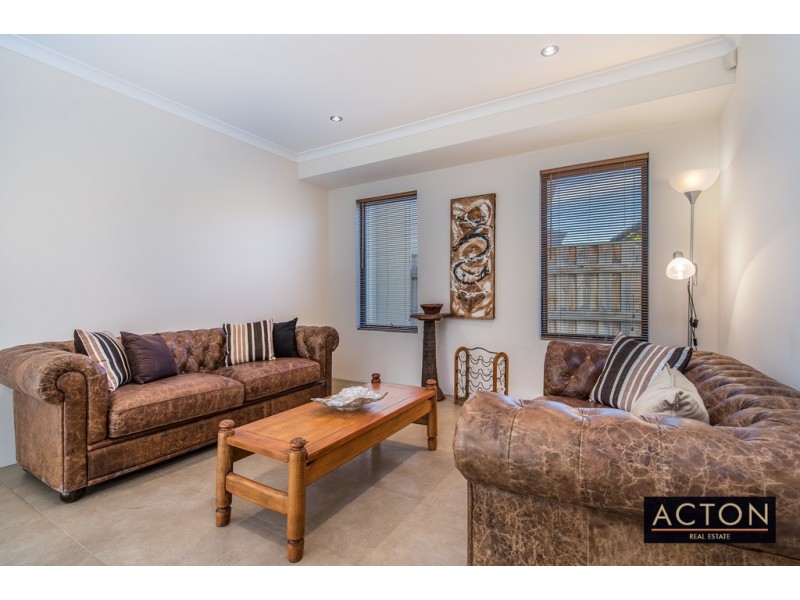 3 St Anthony Ave, Quinns Rocks WA 6030
