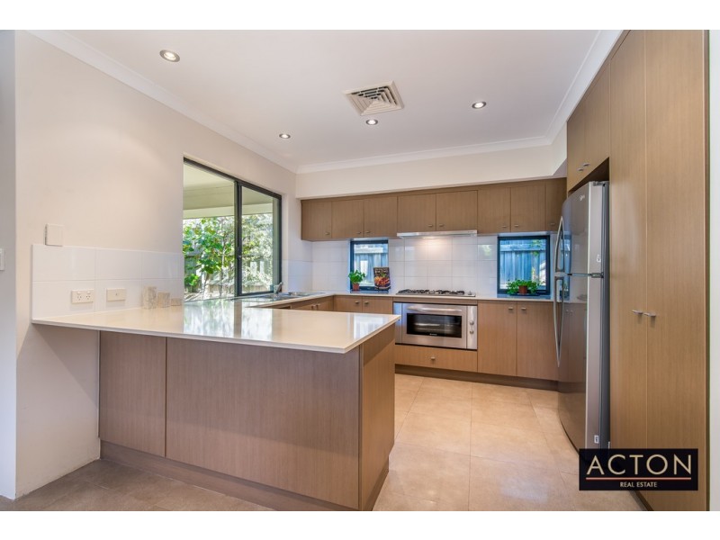 3 St Anthony Ave, Quinns Rocks WA 6030