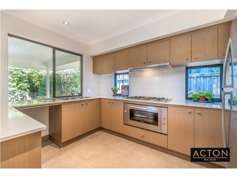 3 St Anthony Ave, Quinns Rocks WA 6030