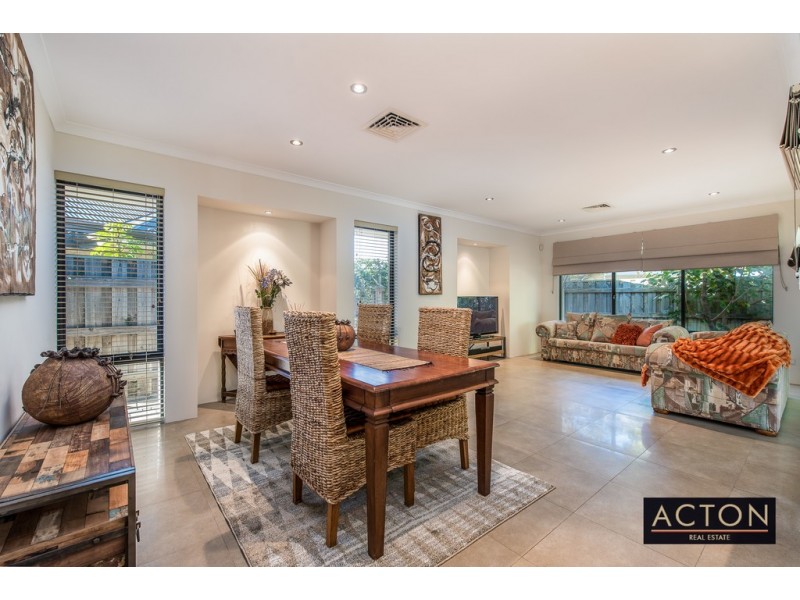 3 St Anthony Ave, Quinns Rocks WA 6030