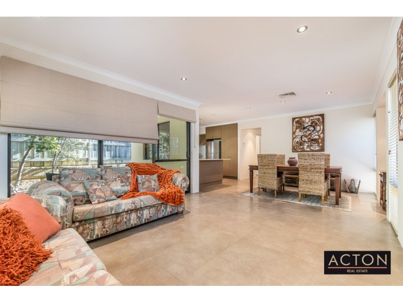 3 St Anthony Ave, Quinns Rocks WA 6030