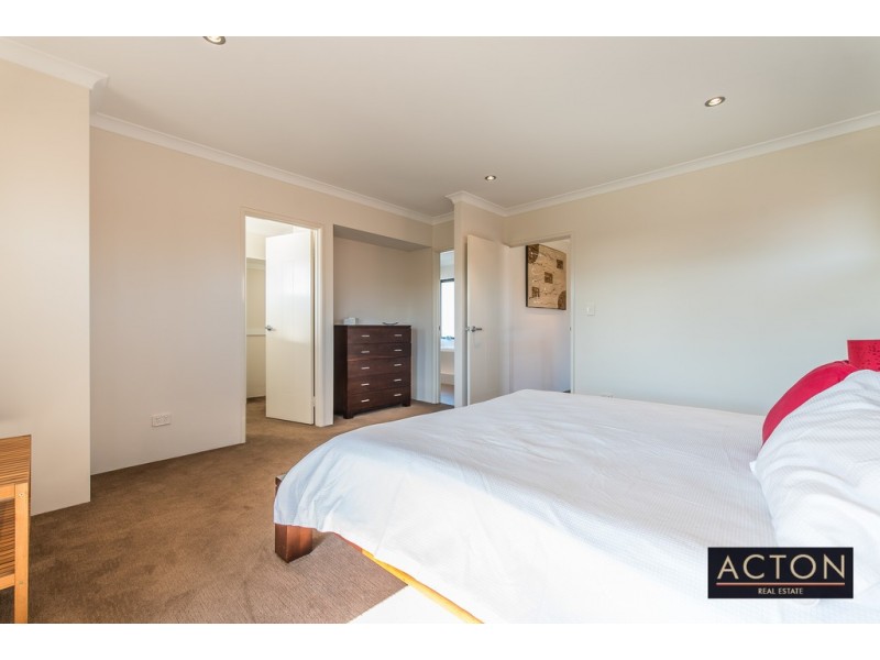 3 St Anthony Ave, Quinns Rocks WA 6030