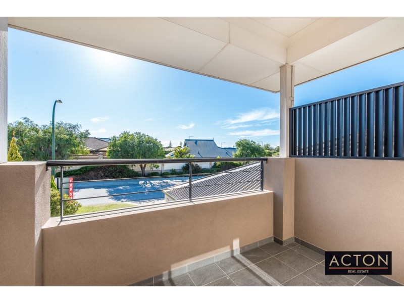 3 St Anthony Ave, Quinns Rocks WA 6030