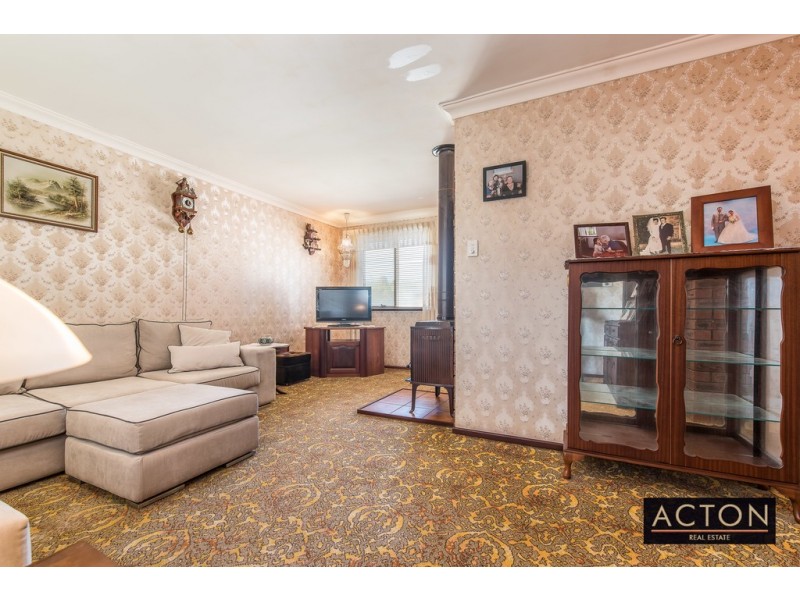 24 Piper Street, Quinns Rocks WA 6030