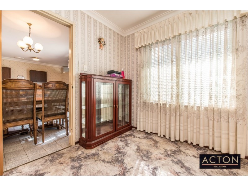 24 Piper Street, Quinns Rocks WA 6030