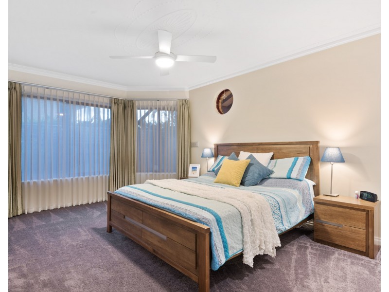 25 Heatherton Mews, Hillarys WA 6025