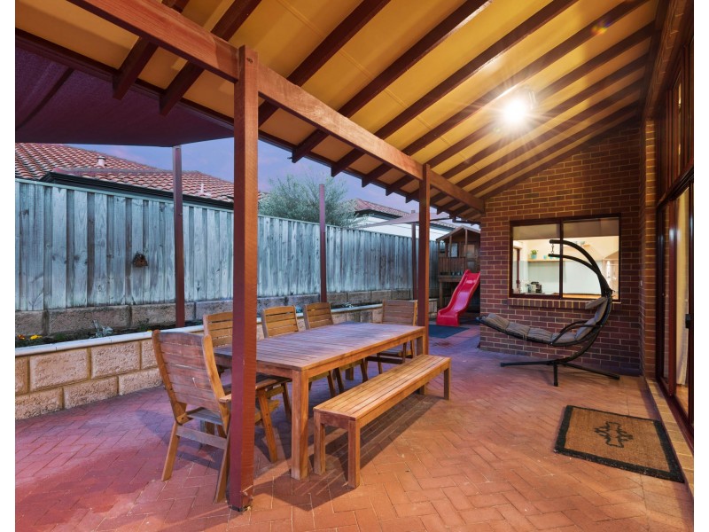 25 Heatherton Mews, Hillarys WA 6025