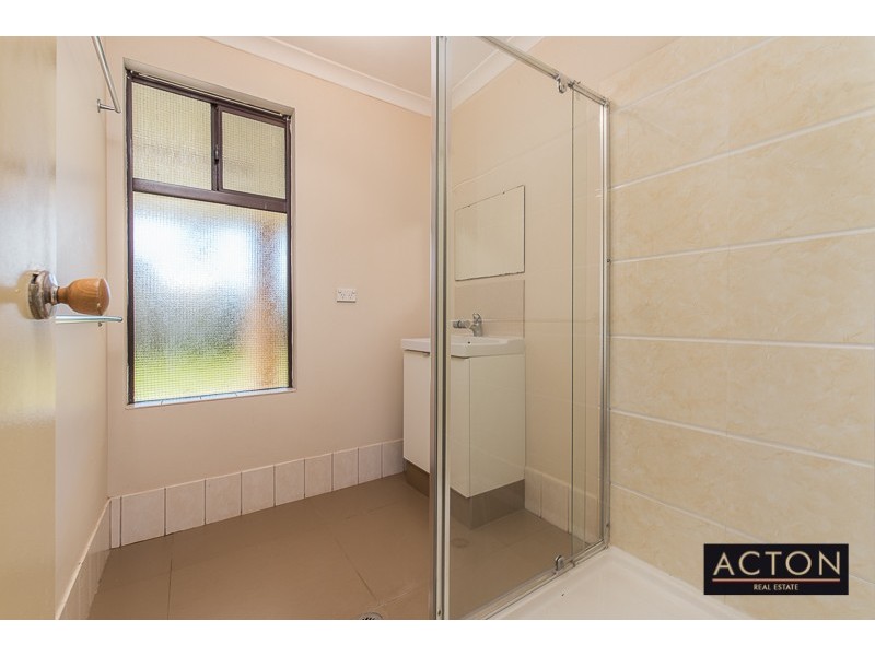 8B Vaughey Road, Quinns Rocks WA 6030