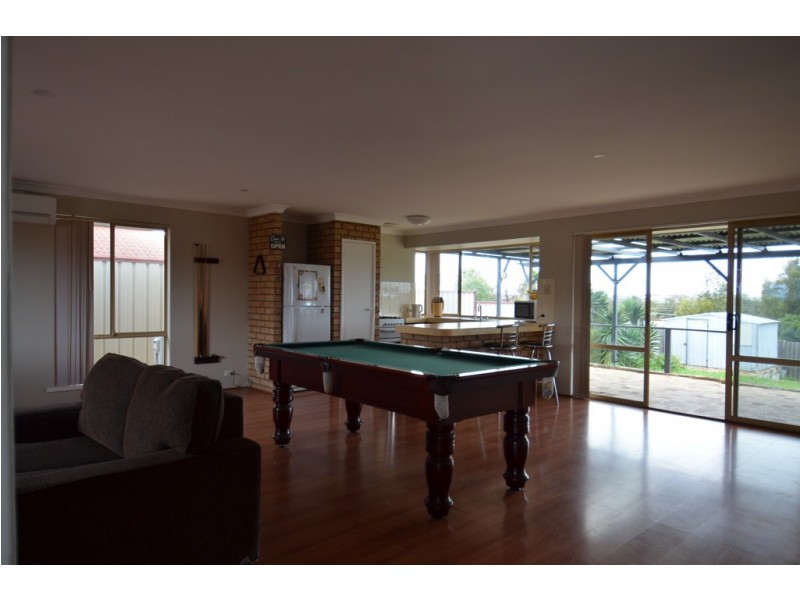 22 Littleham Loop, Quinns Rocks WA 6030