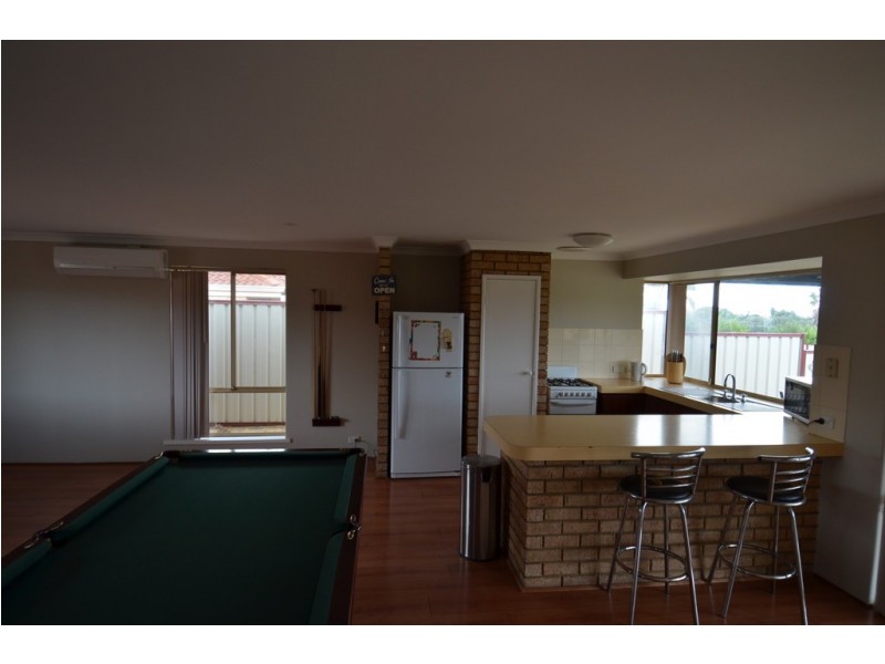 22 Littleham Loop, Quinns Rocks WA 6030