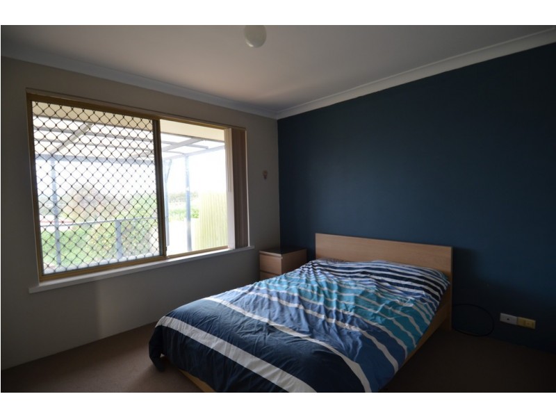 22 Littleham Loop, Quinns Rocks WA 6030