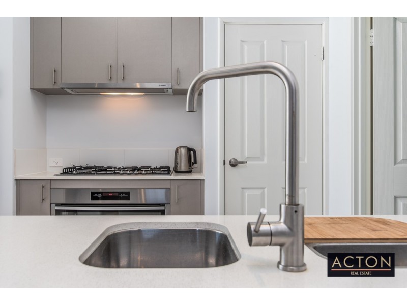 7 GRASSWREN WAY, Alkimos WA 6038