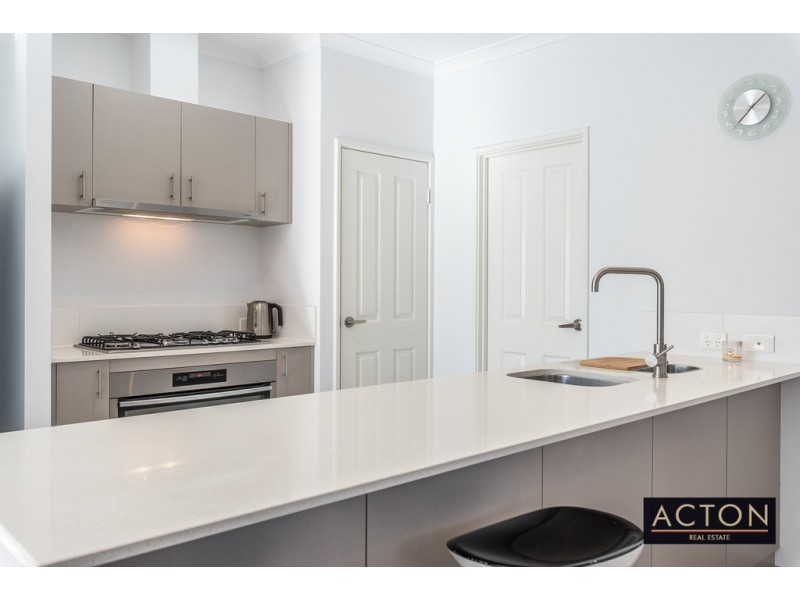 7 GRASSWREN WAY, Alkimos WA 6038