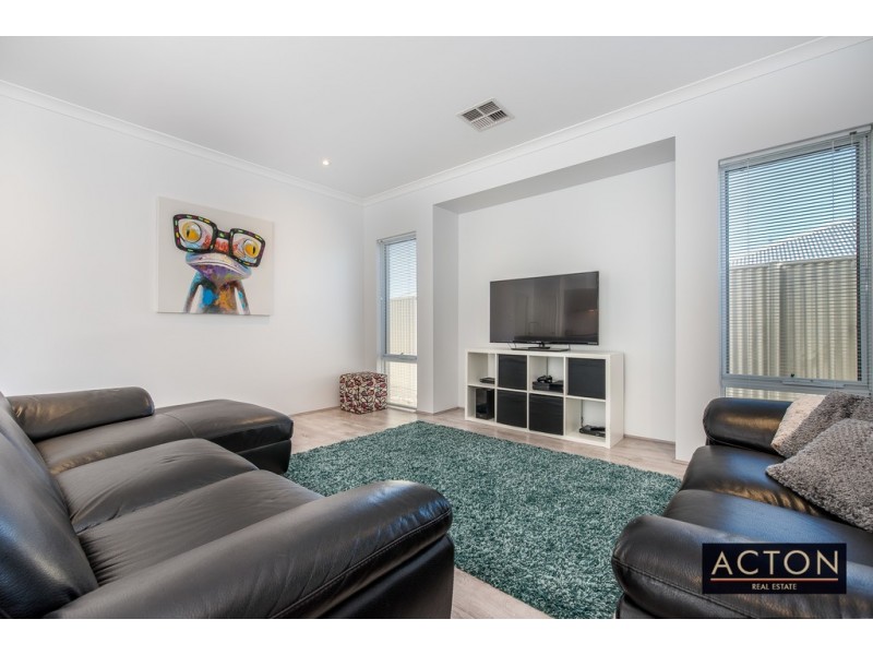 7 GRASSWREN WAY, Alkimos WA 6038