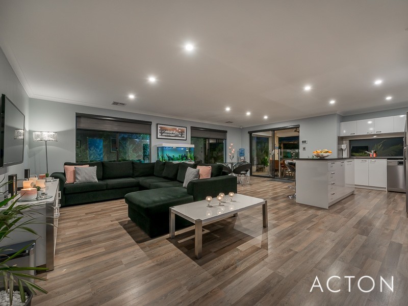 10 Loggerhead Road, Alkimos WA 6038