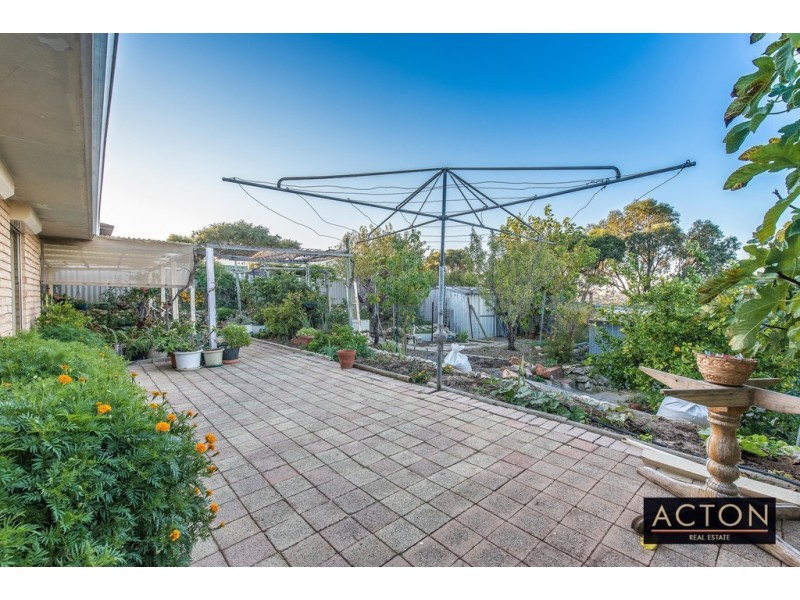 41 Lateral Loop, Beldon WA 6027