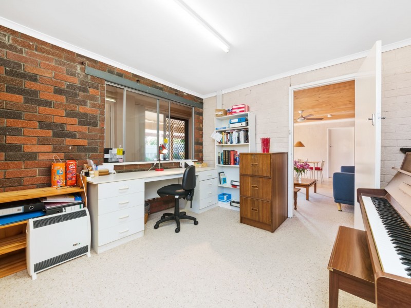 43 Unwin Avenue, Wembley Downs WA 6019