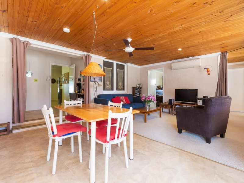 43 Unwin Avenue, Wembley Downs WA 6019