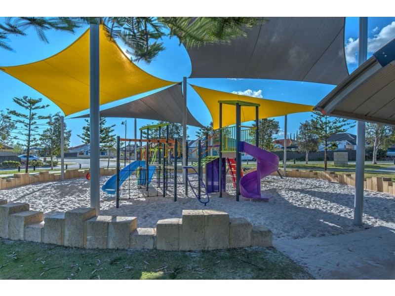 5 CARLISLE APPROACH, Butler WA 6036