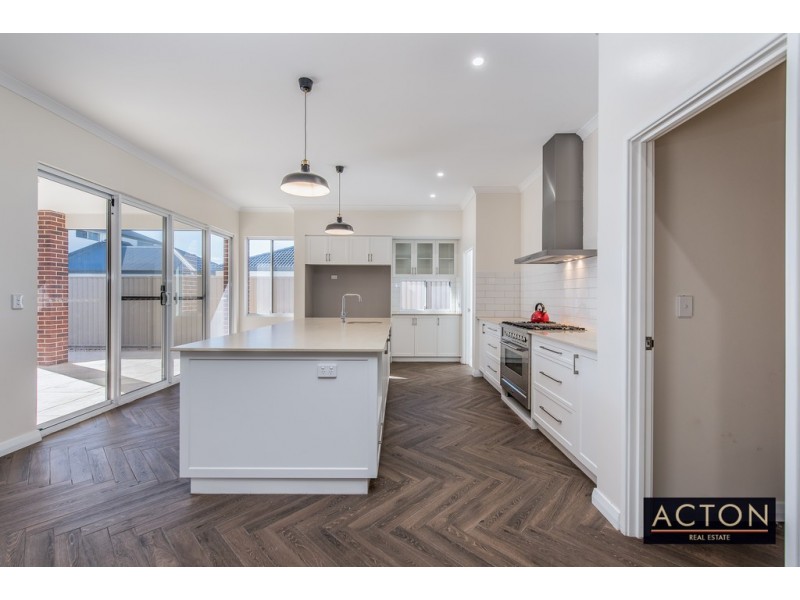 9 PANTROPICAL LOOP, Alkimos WA 6038