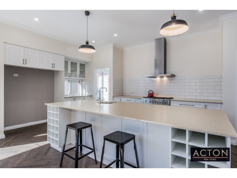 9 PANTROPICAL LOOP, Alkimos WA 6038