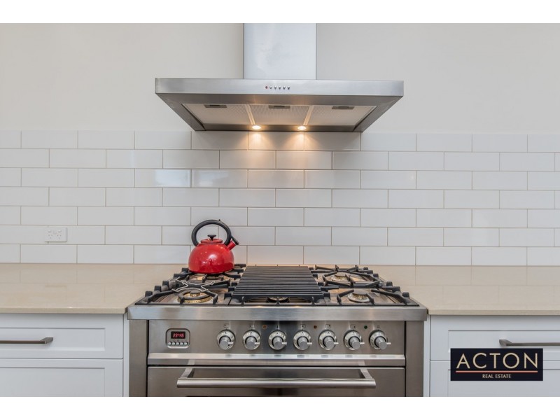 9 PANTROPICAL LOOP, Alkimos WA 6038