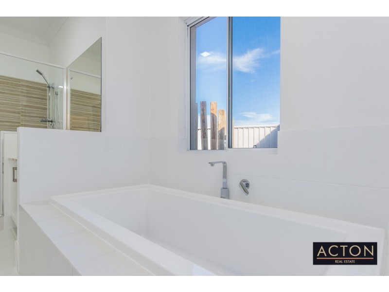 9 PANTROPICAL LOOP, Alkimos WA 6038