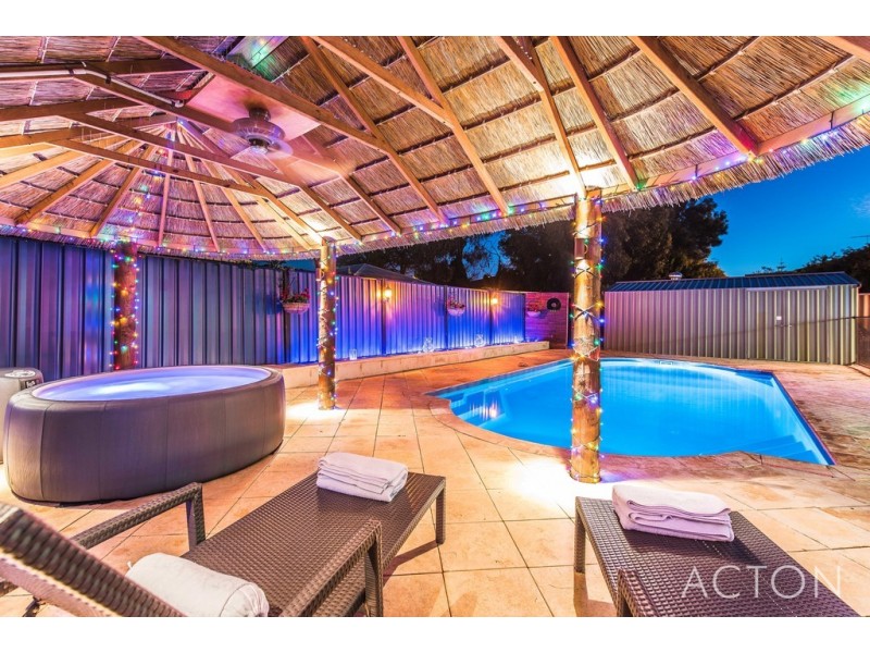 19 Banfield Grove, Clarkson WA 6030