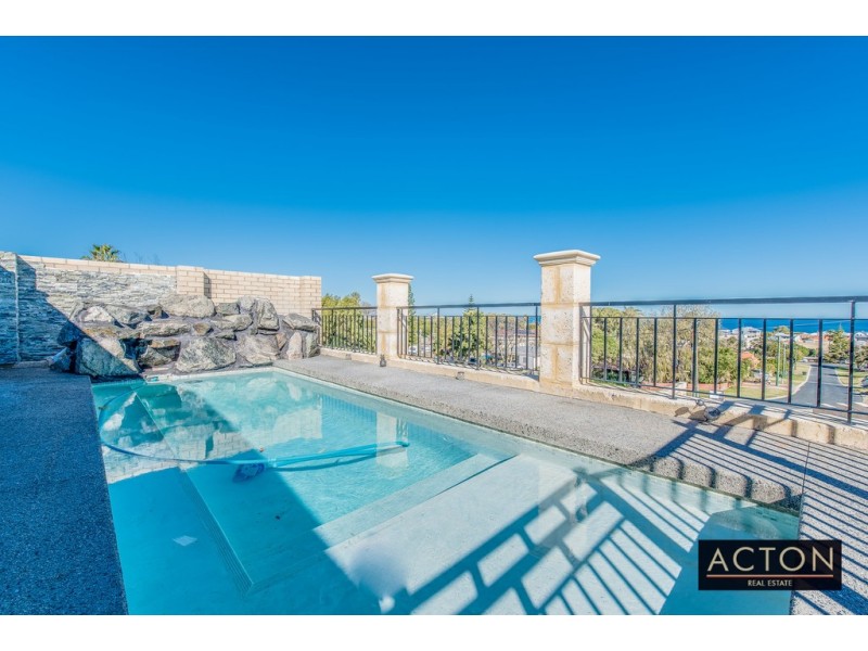 10 CAMERON STREET, Quinns Rocks WA 6030