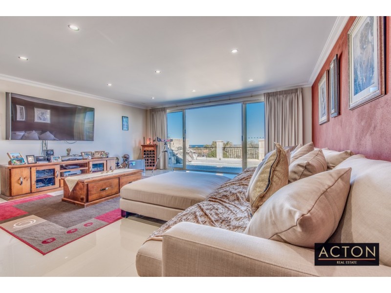 10 CAMERON STREET, Quinns Rocks WA 6030