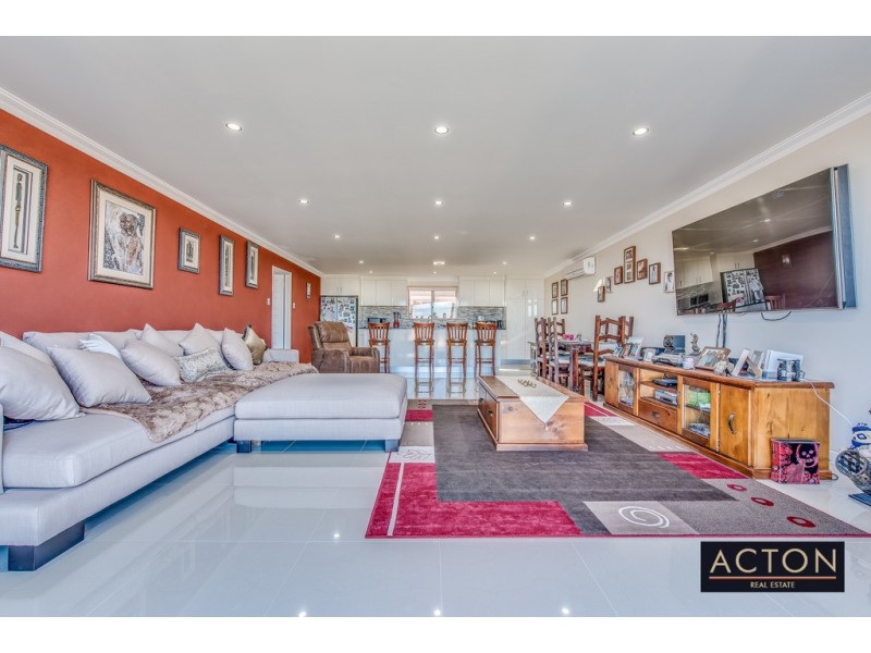 10 CAMERON STREET, Quinns Rocks WA 6030