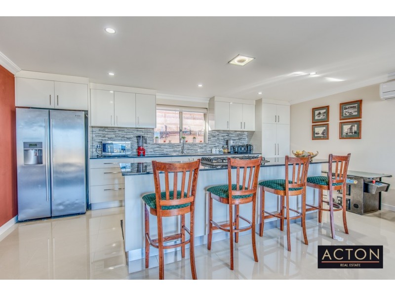 10 CAMERON STREET, Quinns Rocks WA 6030