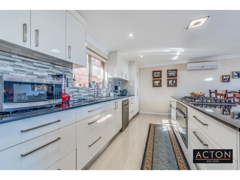 10 CAMERON STREET, Quinns Rocks WA 6030