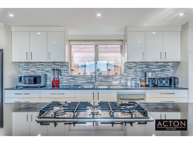 10 CAMERON STREET, Quinns Rocks WA 6030